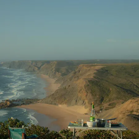 캠프장 Ocean Camper - Campervan & Surf 파로