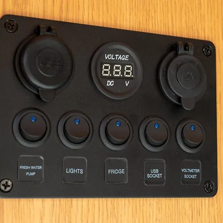 Ocean Camper - Campervan & Surf 캠프장 *