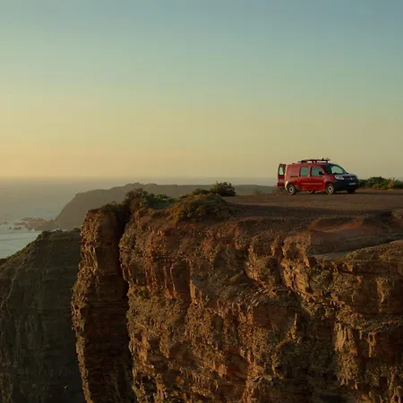 אתר קמפינג Ocean Camper - Campervan & Surf פארו