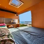 Ocean Camper - Campervan & Surf Campingplads *